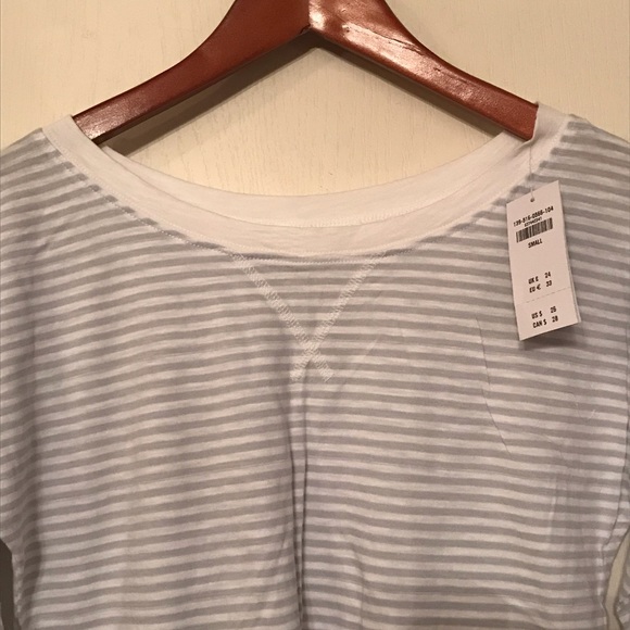 Brand new Abercrombie & Fitch long sleeve tee - Picture 3 of 6
